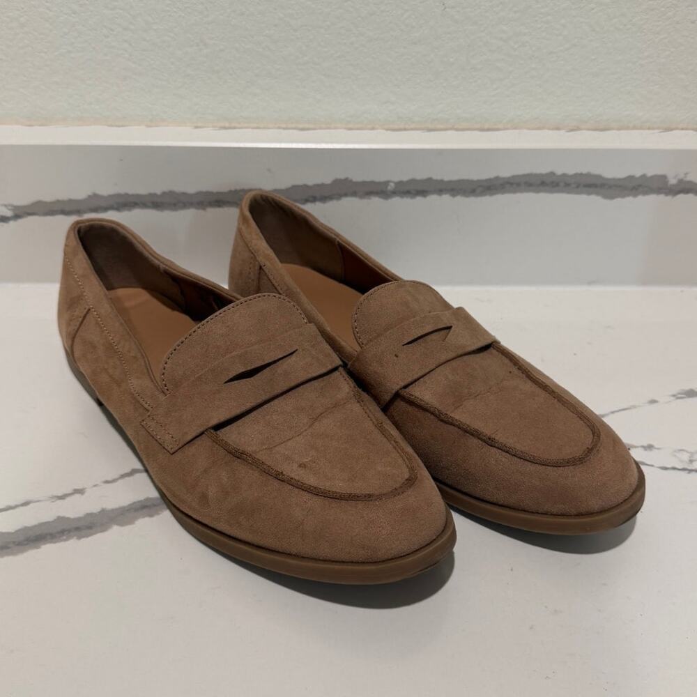 Old Navy Faux Suede Penny Loafers 10 Camel Brown Slip On Flat Shoes Women